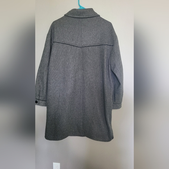 Molly Bracken Oversized Heavyweight Fleece Long Shacket - Picture 6 of 7